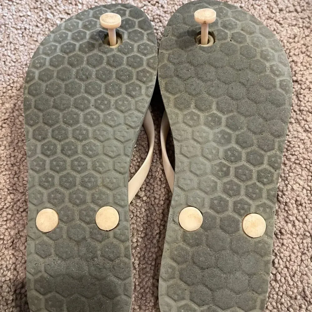 Girls old navy flip flops